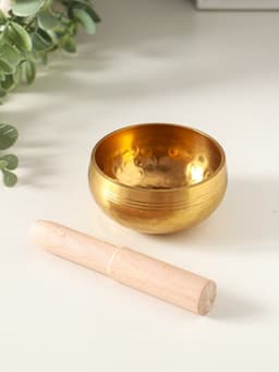 Поющая чаша золотая матовая «Точки и цветок», музыкальный инструмент, с резонатором, 4×8×8 см