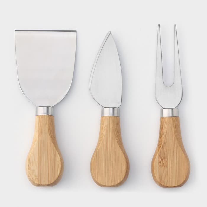Набор для подачи сыра Доляна Cheese, 3 ножа, доска 38×18.5 см, бамбук