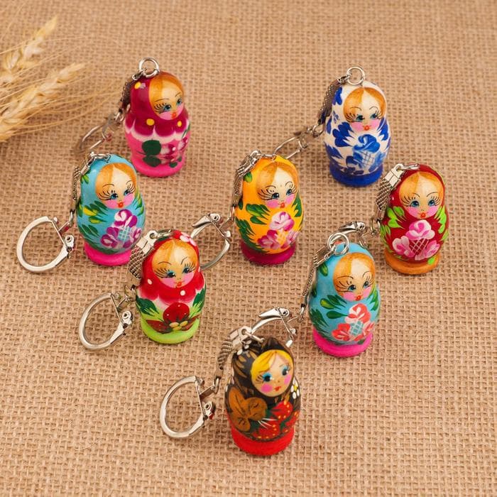 Брелок для ключей на кольце «Матрёшка», 4.5×2.5 см, ручная роспись, МИКС