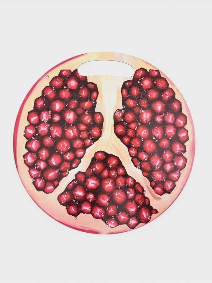 Доска разделочная сувенирная Дарим Красиво «Гранат в разрезе», 25.5 см, дерево, красная