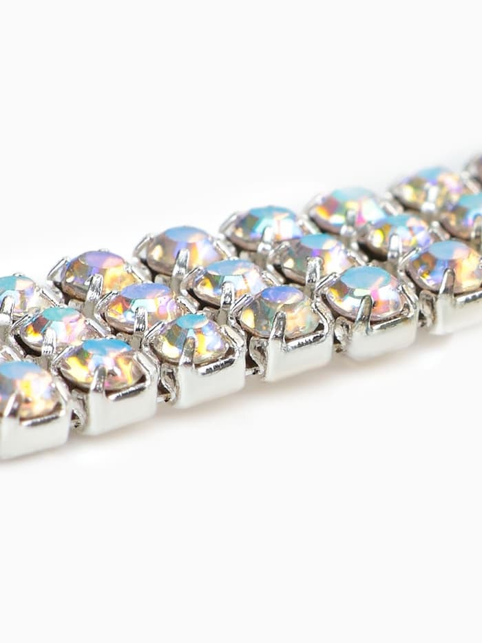 Цепь со стразами, с голографией, 3 ряда, металл, стекло, 6 мм, 4.5±0.2 м, цвет серебряный