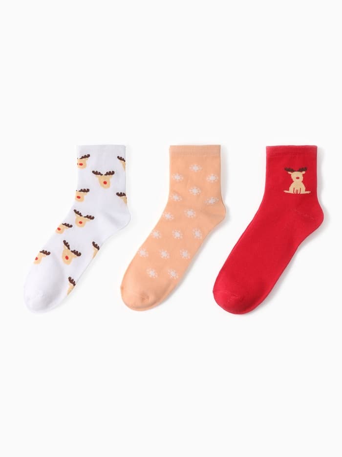 Набор новогодний подарочный KAFTAN Happy Year, носки размер 36-39 (23-25 см), маска для сна, открытка 2 шт.