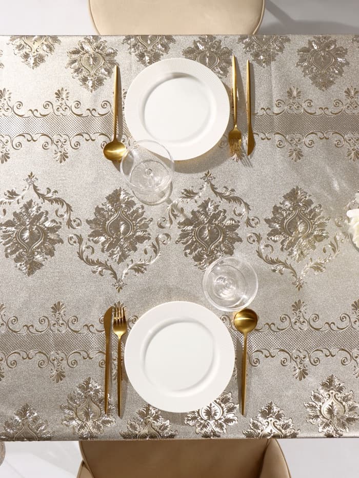 Клеёнка на стол «Торжество», на тканевой основе, рулон 20 метров, ширина 137 см, толщина 0.25 мм, цвет золотой