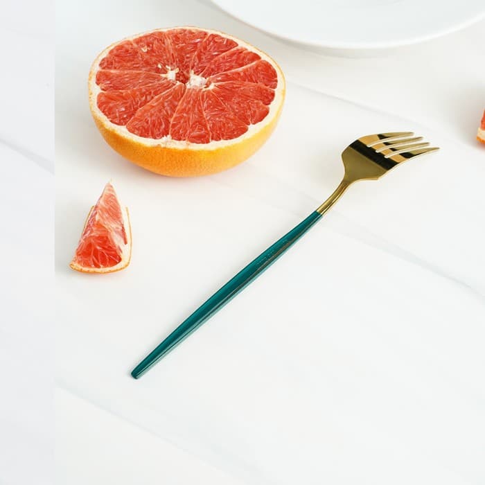 Вилка столовая Magistro «Блинк», 21.5×3 см, нержавеющая сталь, зелёная ручка, золотистая