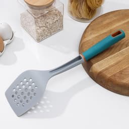 Лопатка с прорезями Magistro Coral, 33.7 см