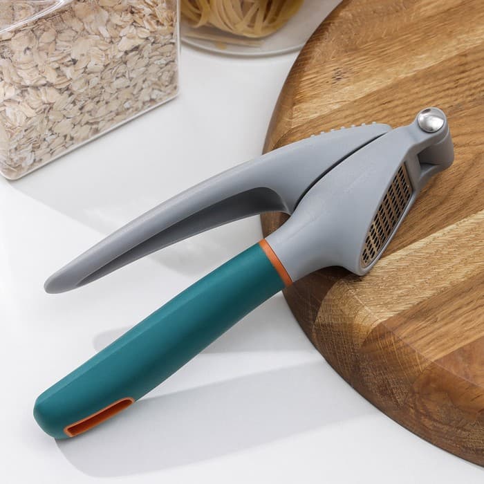 Пресс для чеснока Magistro Coral, 20.2×4.2×6.5 см, зелёный, серый