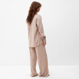 Костюм женский (сорочка, брюки) MINAKU, размер 52, бежевый