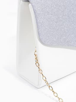 Сумка-клатч женская вечерняя на магните с ручкой, комбинированная, белая