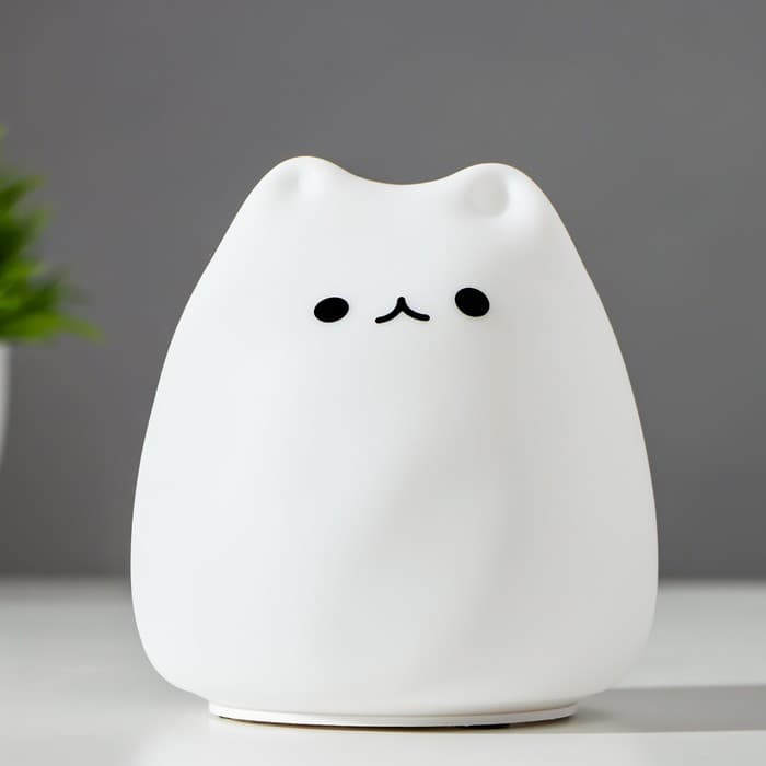 Фигурка светящаяся RISALUX «Антистресс мякиш котёнок», LED-ночник, RGB, от батареек 3ААА, 9.5×9.5×10.5 см