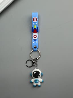 Брелок для ключей на кольце «Космонавт в бело-голубом скафандре», с браслетом и карабином, 4.5×2.4×3.2 см МИКС