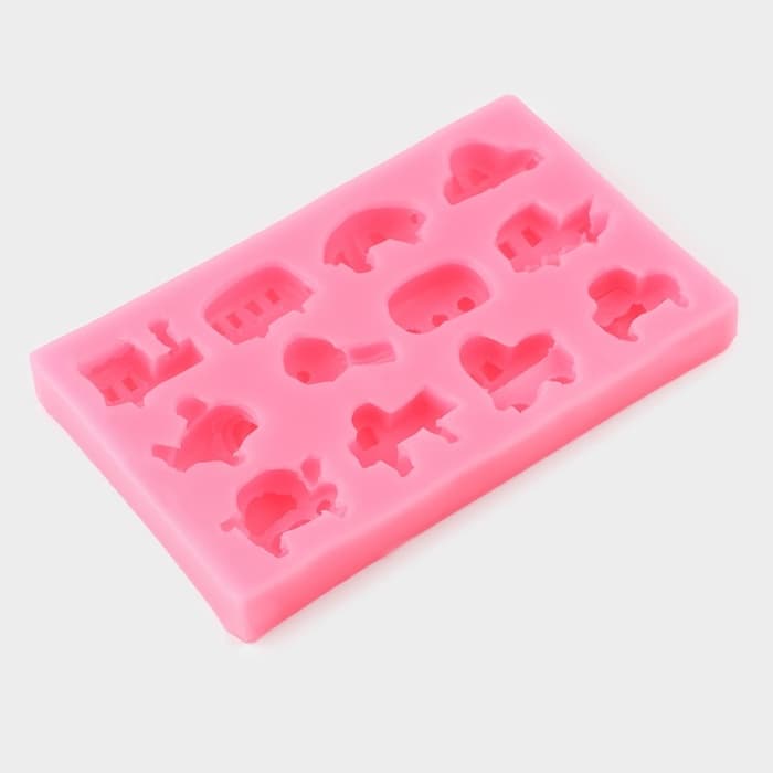 Молд для заливки «Машинки», силикон, 12 ячеек, 14.5×8.8×1.8 см, розовый