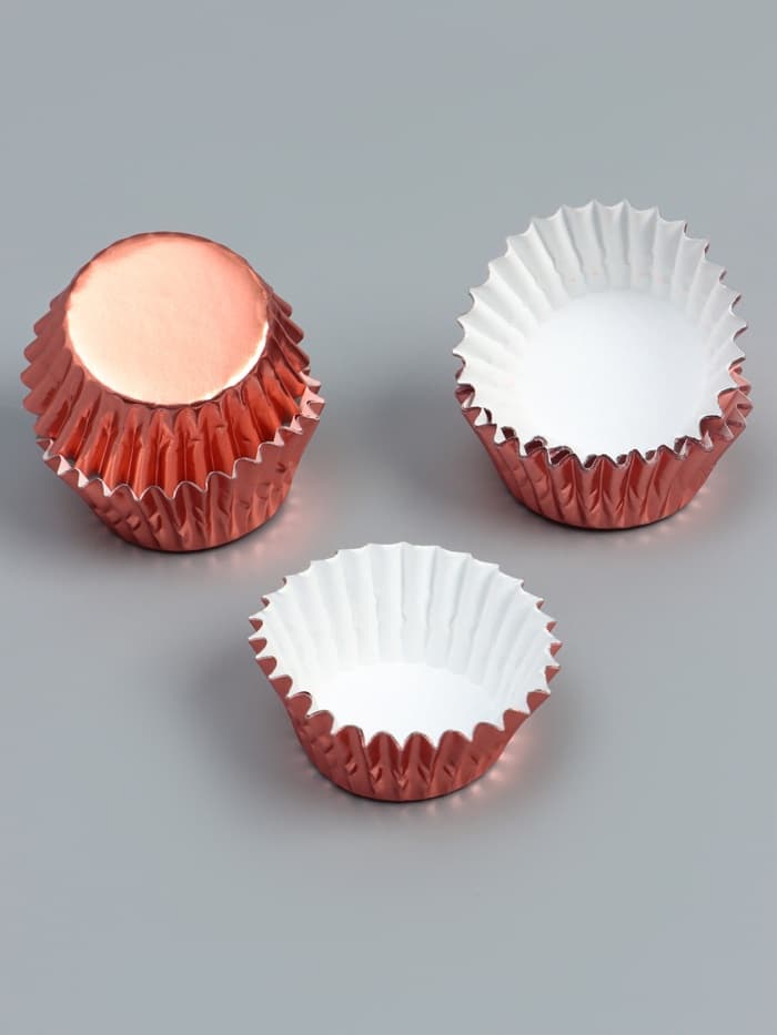 Форма для выпечки и упаковки конфет бумажная UPAK LAND, 3.5×2 см, одноразовая, розовое золото