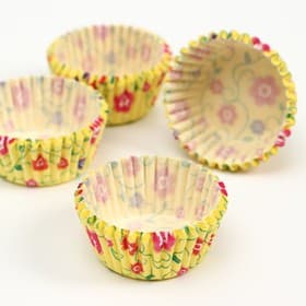 Форма для выпечки и упаковки конфет бумажная UPAK LAND «Цветы», 3.5×2 см, одноразовая, жёлтая