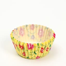 Форма для выпечки и упаковки конфет бумажная UPAK LAND «Цветы», 3.5×2 см, одноразовая, жёлтая