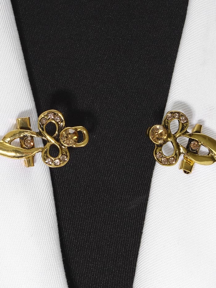 Зажим для кардигана «Бант», цвет золотой в чернёном золоте