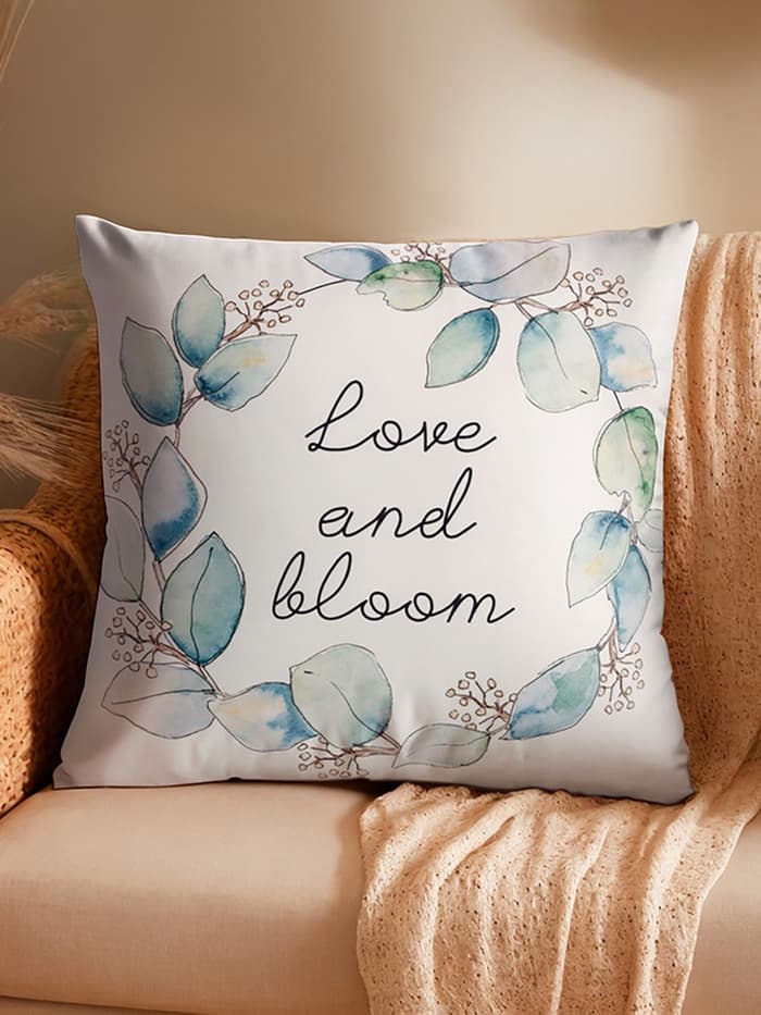 Подушка декоративная «Этель» Love and bloom, 40×40 см, велюр