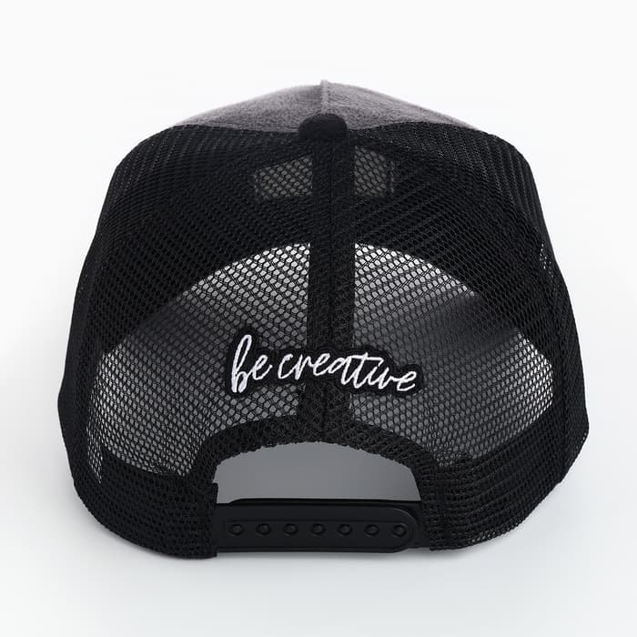 Кепка мужская с сеткой DIGNITY, чёрная, р-р 56