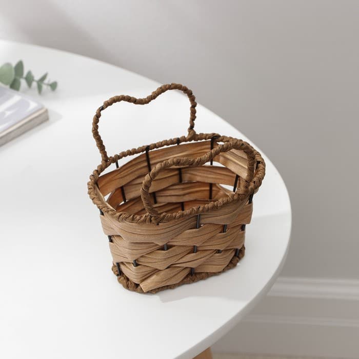 Кашпо для цветов плетёное с ручками Доляна «Сердце», 13.5×10×12.5 см, светло-коричневое