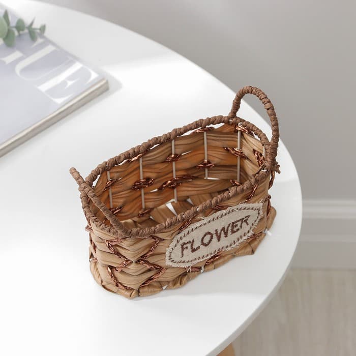Кашпо для цветов плетёное с ручками Доляна «Овал», 17.5×8×12.5 см, светло-коричневое