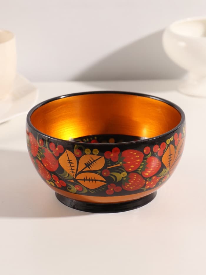 Салатник деревянный хохлома «Ягодка», 16×16×9 см