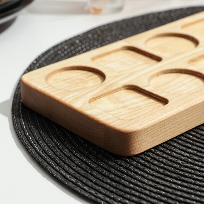 Доска - менажница деревянная для подачи шотов Adelica, на 5 рюмок, 30×13×1.8 см, берёза