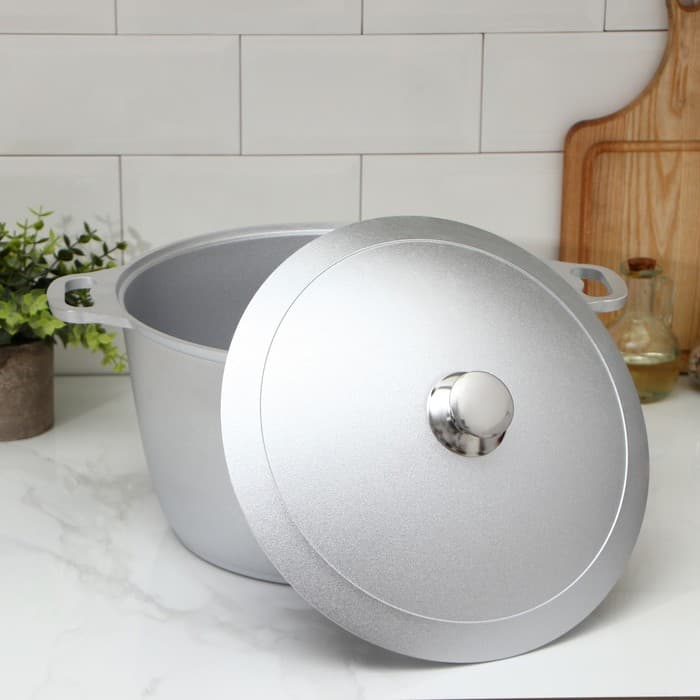 Кастрюля KUKMARA, 10 л, d=30 см, с крышкой, литой алюминий, серебристая