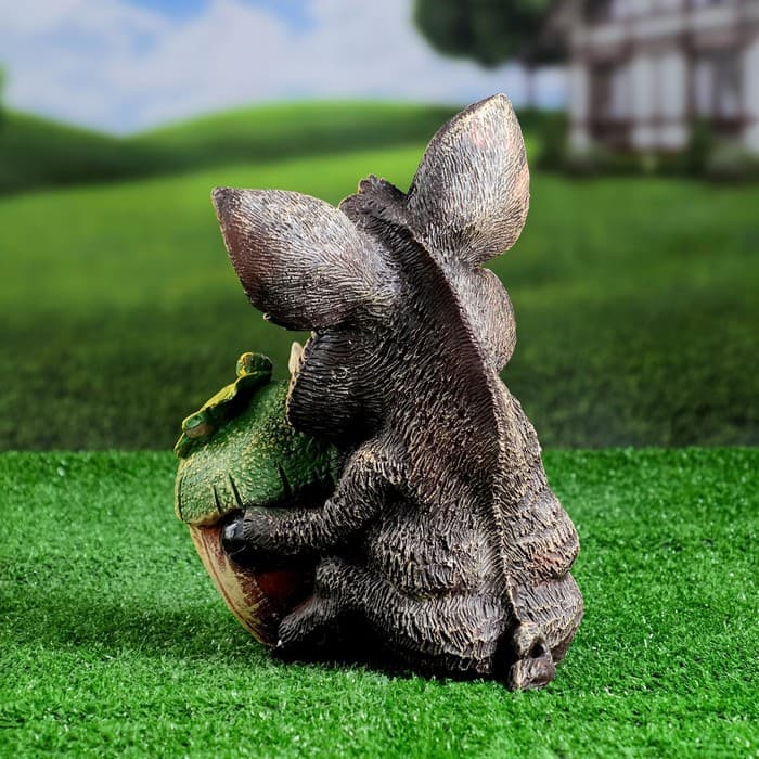 Садовая фигура из полистоуна «Кабан с жёлудем», 22×15×28 см