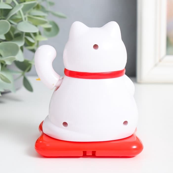 Маятник настольный антистресс «Кот Манэки-нэко спящий», пластик, от солнечной батареи, белый, 9.5×10×9.5 см