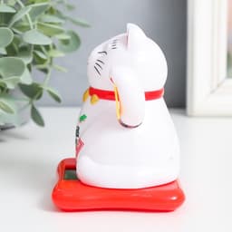 Маятник настольный антистресс «Кот Манэки-нэко спящий», пластик, от солнечной батареи, белый, 9.5×10×9.5 см