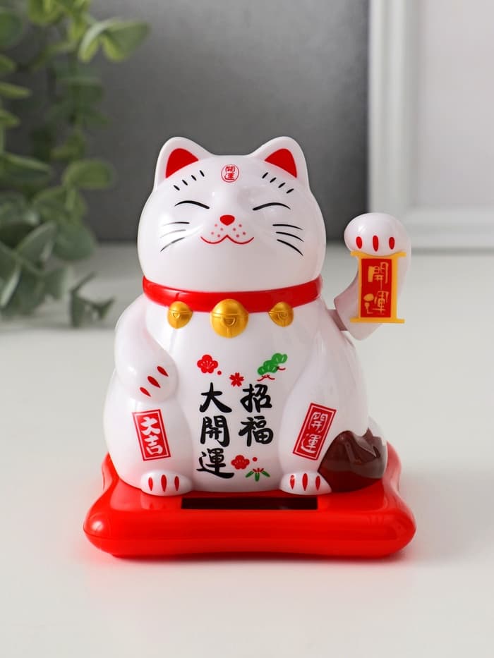 Маятник настольный антистресс «Кот Манэки-нэко спящий», пластик, от солнечной батареи, белый, 9.5×10×9.5 см