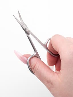 Ножницы маникюрные «Премиум», загнутые, узкие, 9 см, на блистере