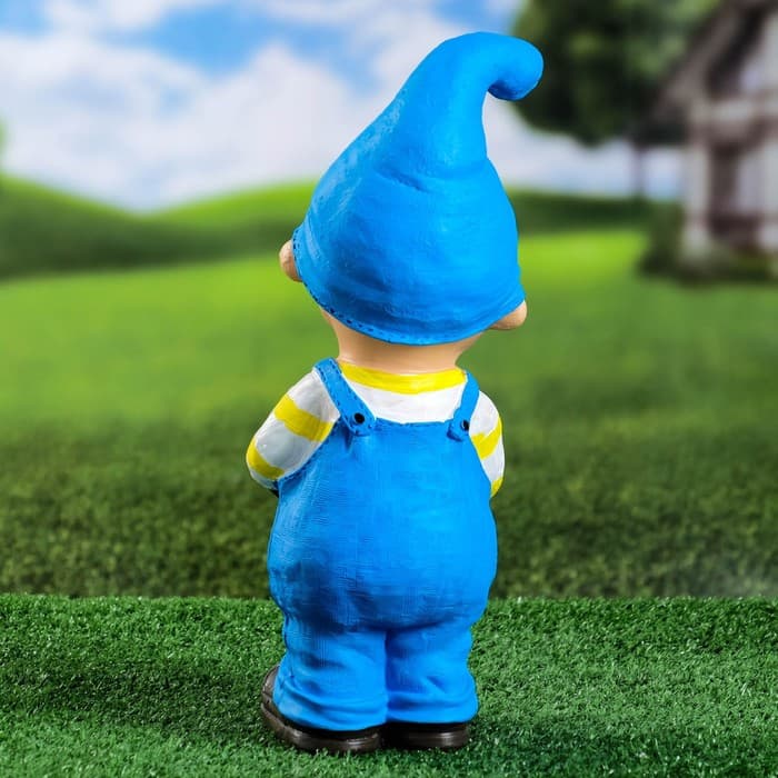 Садовая фигура из полистоуна «Мальчик с лейкой», 12×13×33 см