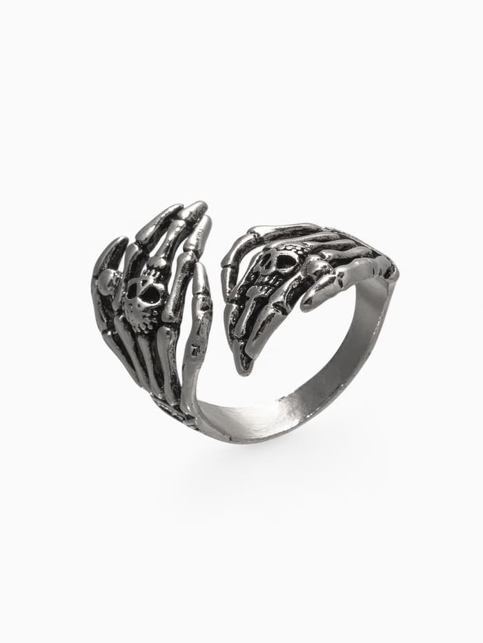 Кольцо «Перстень», череп на костях, цвет чернёное серебро, безразмерное