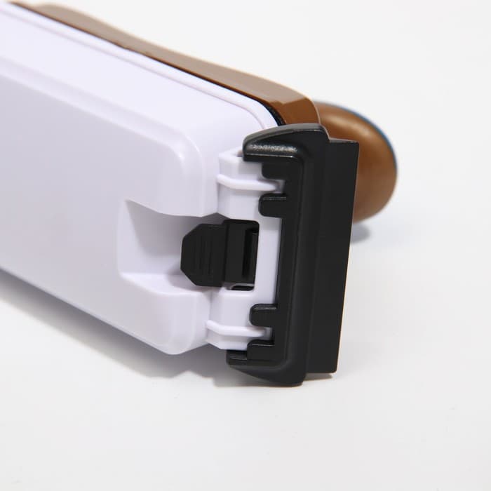 Магнитный скребок HX-02 S, 9×4×5.5 см, плавающий, с лезвием