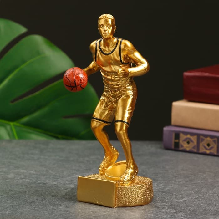 Кубок наградной с фигуркой «Баскетбол: лучший игрок», 18×7×7 см