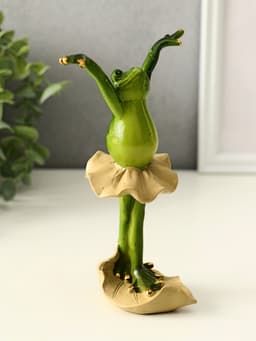 Фигурка полистоун лак «Лягуха балерина: полёт», 17×7×10 см
