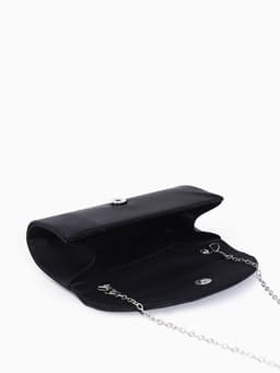 Сумка-клатч вечерняя на магните, на серебристой цепочке, чёрная