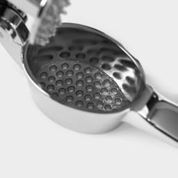 Пресс для чеснока Magistro Volt, нержавеющая сталь, серебристый