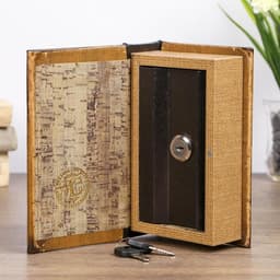 Шкатулка книга - сейф «Классика русской охоты», дерево, с замком, 17×11×5 см