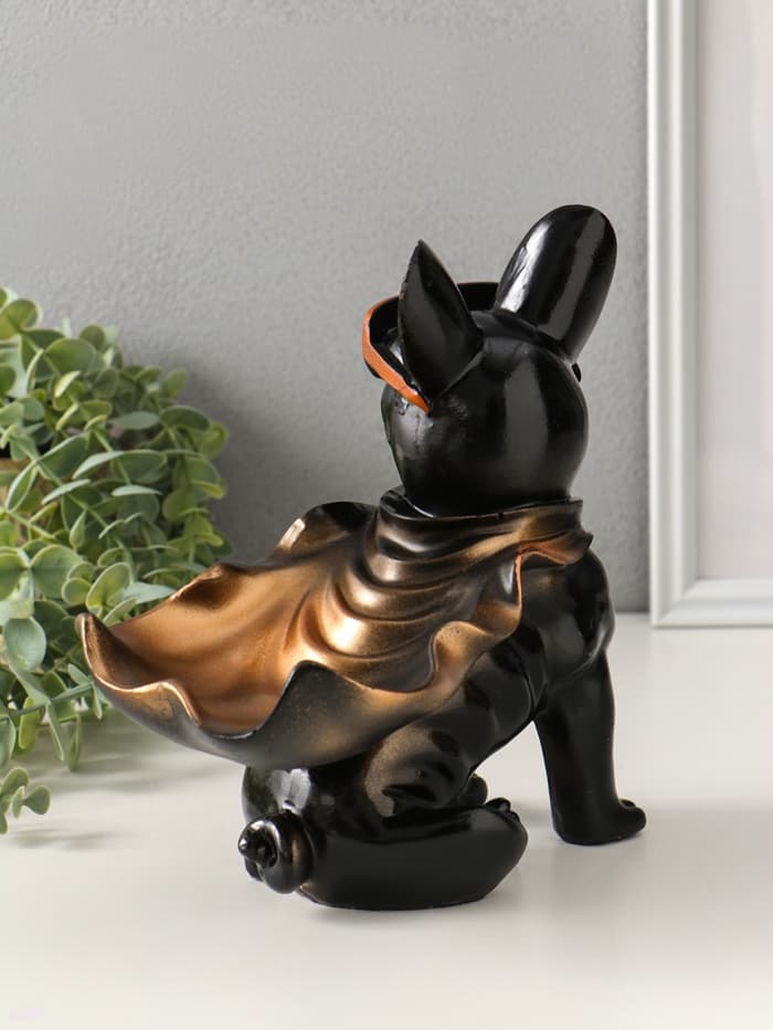 Подставка для мелочей «Фигурка. Бульдог в плаще», полистоун, чёрная, 23×20×13 см