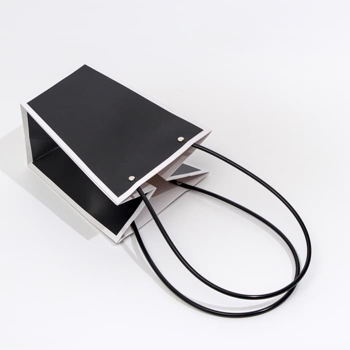 Сумка для цветов чёрная влагостойкая, 17×17 - 11.5×11.5 - 20 см