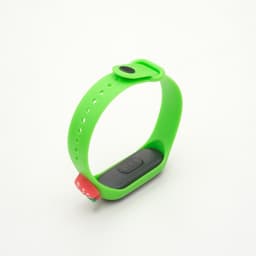 Часы наручные электронные «Клубничка», детские, ремешок силикон, зелёные