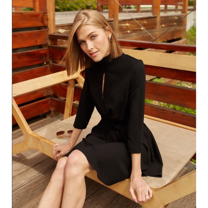 Платье мини женское MINAKU: Green trend, чёрное, размер 48