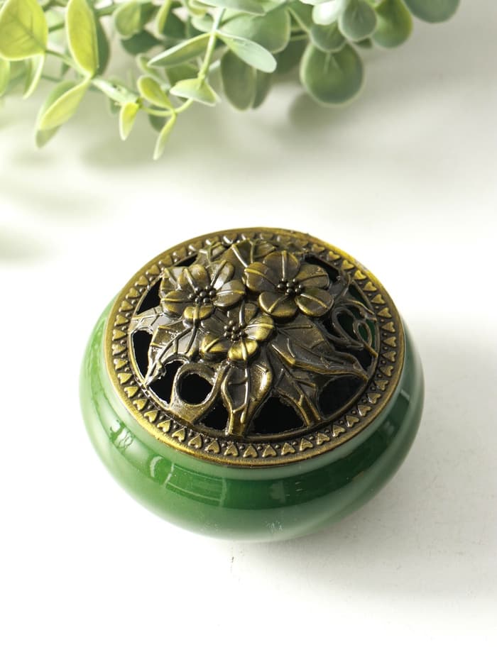 Курильница для благовоний, подставка для конусов TAKE IT EASY «Нефрит», 9.5×7 см, керамика, зелёная