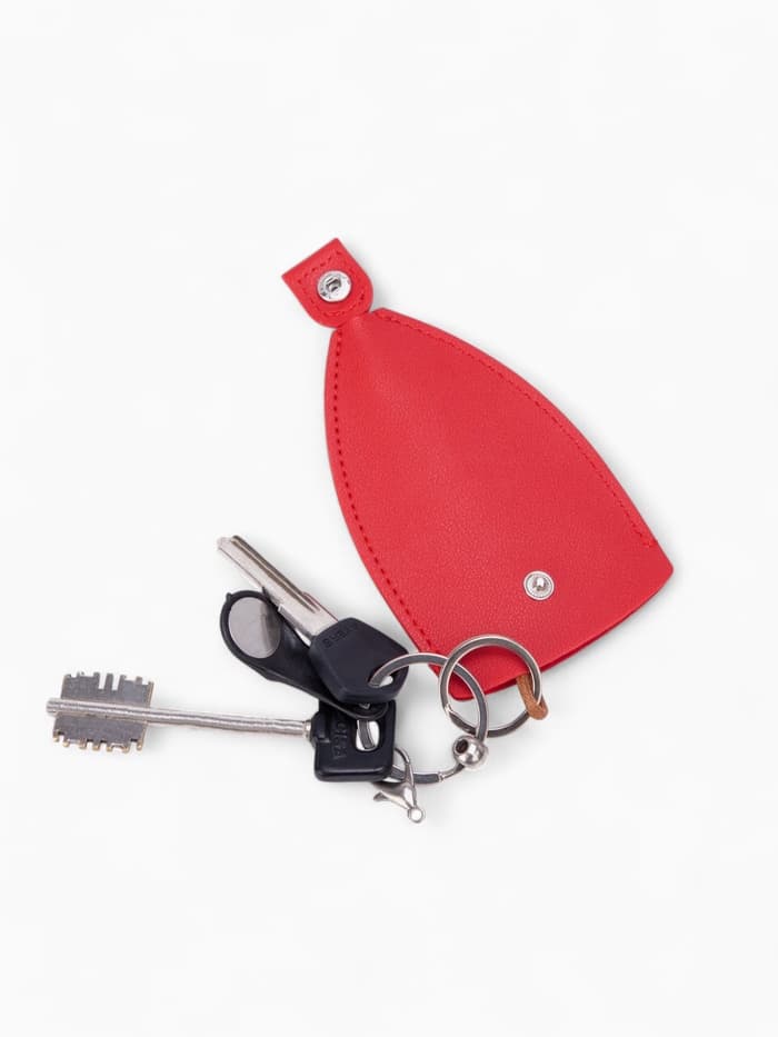 Ключница карманная с кольцом, размер 11.5×7.5×0.3 см, красная