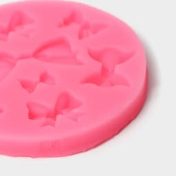 Молд для заливки Доляна «Бант», силикон, d=8.5 см, розовый