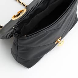 Сумка женская мессенджер на клапане, 17.5×6×14.5 см, чёрная