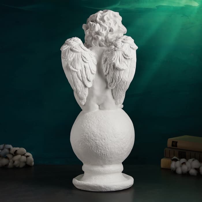 Фигура гипс «Ангел на шаре», большой белый, 26×27×64 см