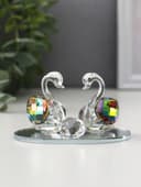 Фигурка стекло «Лебеди с бриллиантом», зелёная голография, 9×6×5.5 см