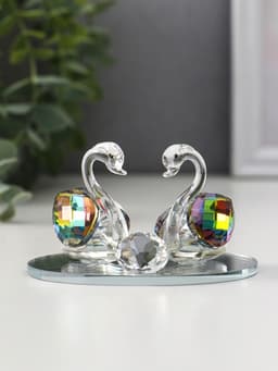 Фигурка стекло «Лебеди с бриллиантом», зелёная голография, 9×6×5.5 см